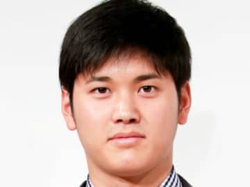 大谷翔平がルチャドールに！覆面レスラー姿公開に「なにこれ 大谷さんも由伸もマスク被らされてる」
