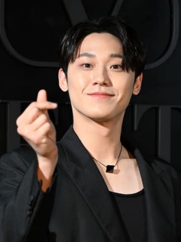 日本公演を控えたイ・ドヒョン、除隊わずか1週間で「今年の俳優賞」受賞！