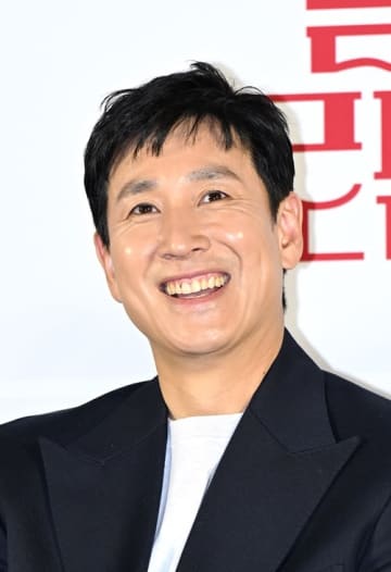故イ・ソンギュンさんを脅迫した風俗店女性室長、控訴審で検察が懲役7年を求刑…1審では懲役3年6カ月の実刑