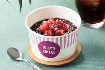 タリーズコーヒー“アサイー×ヨーグルト”のフローズンスイーツが再び！苺やココナッツ入りの夏限定カップ