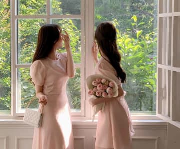 結婚式やパーティーに！ 気分も華やぐ春のお呼ばれドレス５選