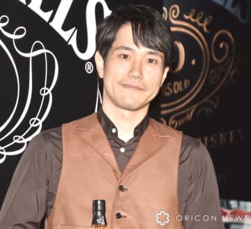 松山ケンイチ、ジャックダニエル“Old No.7”由来の秘密を直撃も撃沈　マスターディスティラーがぶっちゃけ「どれが正解かわからない」