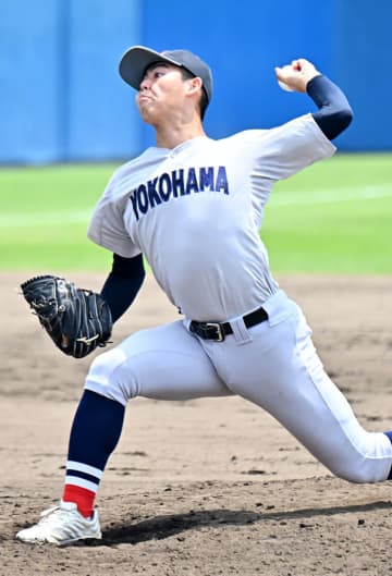 【高校野球・春季関東大会】横浜　左腕・片山大輔がワンポイントリリーフ　決め球スライダーで三振奪う