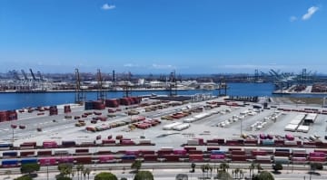 米ロサンゼルス港、5月初旬の入国貨物輸送量が大幅減少