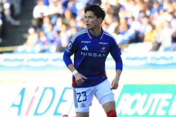 6連敗中の横浜FMに痛手　宮市亮がもも裏抑えて負傷交代…担架でピッチを後に