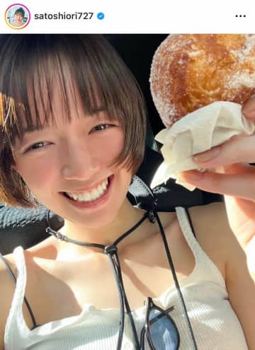 「ぬいぐるみみたい」佐藤栞里の愛犬はな　インスタに大量写真「なんて可愛いの」メロメロに