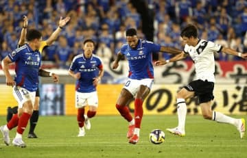 最下位マリノスの苦難は続く。泥沼の７連敗、11戦未勝利に。元横浜FMコンビ＆大迫弾に屈し、神戸に１－２で敗れる