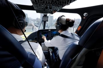 カスタマイズ低空観光ルートの運航スタート、上海中心部で初―中国