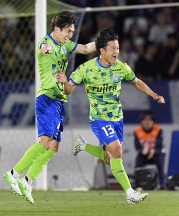 サッカー、福岡と湘南などPOへ　ルヴァンカップ3回戦