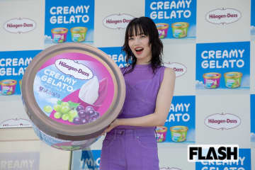 小松菜奈　カンヌで見せた「背中パックリ」ドレスが大反響！一児の母の“美スタイル”に賞賛の声