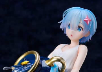 神話風の衣装から伸びる太もも！「リゼロ」より「レム」フィギュアが予約受付中ーあふれ出す水は本物みたいな透明感