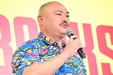 クロちゃん、元恋人リチへのプレゼントは“人頼み”　親友が衝撃告白「全部、私が用意した」