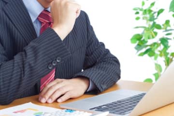 新人営業マンのトンデモ発言「“3頭身”以内の保証人を用意して」←「ドラえもんかよ！」と突っ込んだ男性