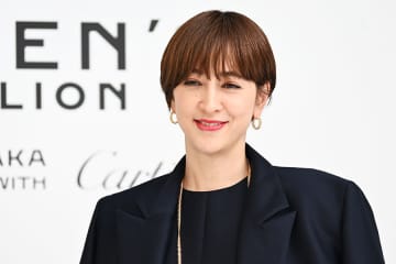 万博に滝川クリステル登壇、涙ぐみ「戦っている女性がたくさんいる」