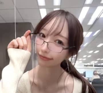 「クマに引っかかれたみたい」グラドル・清水あいり、まさかの大火傷を報告　ファンからは心配の声「かなり痛そう」
