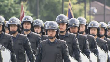爆発物処理部隊や災害救助部隊などが行進！警視庁機動隊が観閲式　万博や参院選などで2025年は「極めて重要な1年」
