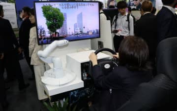 デンソー、生成AIや音声認識を活用するドライブエージェント「クルマのジュリー」人とくるまのテクノロジー展2025横浜で初公開
