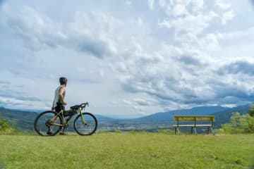 「絶景！  展望台をつなぐ旅」“日本のど真ん中”で爽快なグラベルライディング！【長野県辰野町】