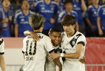 「気づいたら神戸上がってきたな」昨季王者が６位浮上！ J１最新順位表に脚光「大混戦が怖すぎる」「マリノスには頑張ってほしい！」
