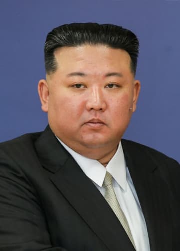 駆逐艦進水失敗、金正恩氏が激怒　一部始終目撃、「犯罪的な行為」