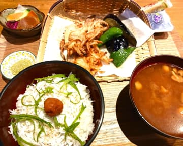 住宅地の一角で出会ったほっこり家庭料理のお店「ご当地ダイニング たなみ」（千葉市若葉区）