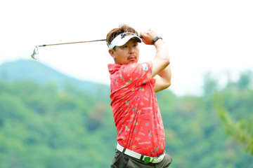 ＜速報＞塚田よおすけがエース達成　昨年覇者・ 杉浦悠太は首位でホールアウト