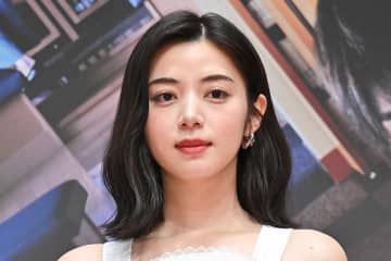 1996年組の女優2人が起こした「奇跡」　偶然の“対比”に反響「絶世の美」「クールビューティーの共演」