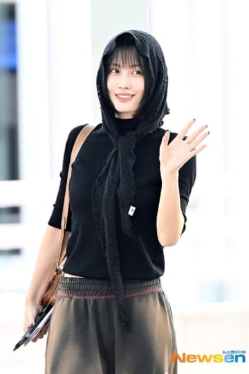 【PHOTO】TWICE モモ、海外スケジュールのためアメリカへ出国（動画あり）