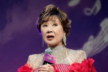 小林幸子、秋葉原で宮崎空港の日向夏ドレッシングを大絶賛「めっちゃめちゃ美味しい！取り寄せた」