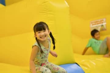 ふわふわ遊具＆動物のりもので遊ぼう！ ワクワク楽しい「キッズランド」開催★【5月24日・25日/イオンモール草津】