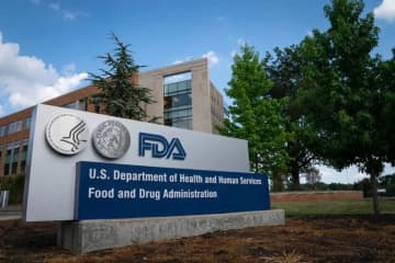新型コロナワクチン接種に伴う心疾患リスク、米ＦＤＡがメーカーに警告の拡大義務付け