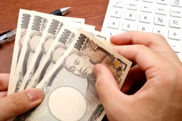 「子どもが小さい頃がお金の貯め時」とよく聞きますが、小中学生の頃、どのくらい貯めておくものなのでしょうか？