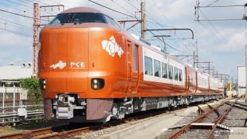 特急やくもの新型車両「273系」が2025年ブルーリボン賞を受賞