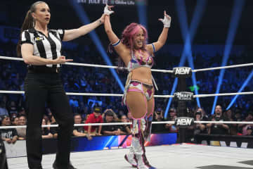 【ＡＥＷ】白川未奈が世界女子王者トニー・ストームに非情攻撃　ベルト奪取へ決意