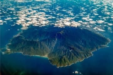 ガラ空きなのに取材禁止、屋久島の独立系メディアが町を提訴「表現の自由を侵害された」