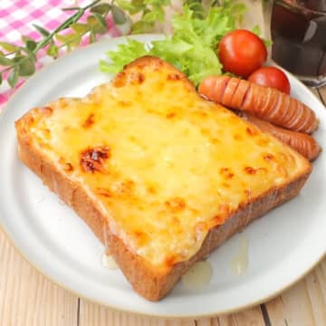 【このトーストアレンジ、何で教えてくれなかった？】「人生最高の組み合わせ♪」簡単なのに飛ぶほどウマいトーストレシピ