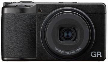 最高のスナップシューターを目指した「RICOH GR IV」の開発を発表