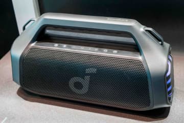 Anker、重低音を強化したアウトドアBluetoothスピーカー「Soundcore Boom 2 Pro」