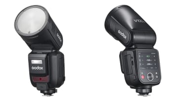 GODOX、クリップオンラウンドフラッシュ「V100」発売。パワー、タッチスクリーン搭載