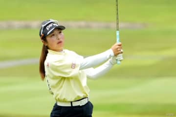 佐久間朱莉が首位発進 ルーキー荒木優奈とイ・ミニョンも並走