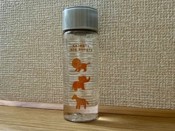 おでかけ時の水分補給に◎セリア「ドリンクボトル」はコンパクトで持ち運びに便利！