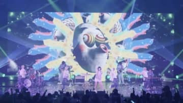 ano、デスボイスを交えた歌声で盛り上げる「猫吐極楽音頭」ライブ映像を公開