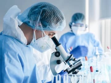 バイオシミラーとは何か？ ジェネリックとの違い【薬学部教授が解説】