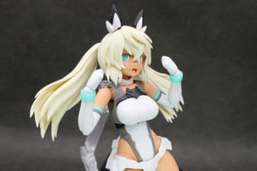 「30MS SIS-H00 セスティエ［カラーC］」レビューシリーズ最大級の長身ボディ！別売りの「オプションパーツセット17・18」も使ってみた
