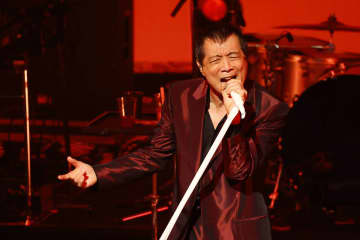 矢沢永吉がＭＡＪのステージで３曲熱唱「５０年近く歌ってきましたけど、音楽での賞は本当にうれしい」