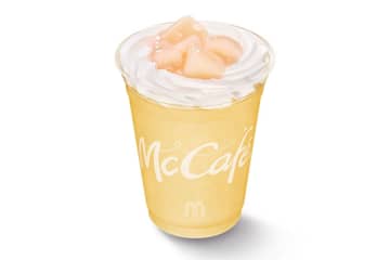 マクドナルドの夏限定フラッペは「もも」、新作含む２品が登場