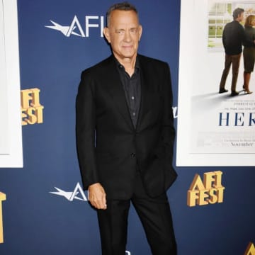 トム・ハンクス、オフブロードウェイの舞台に主演へ