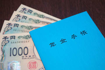 60歳過ぎたらあくせく働きたくない方へ！　年金「繰り上げ受給」で成功した3人の資産・収入状況別“勝ち抜き方”実例集