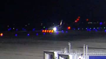 全日空機が工事区間に誤進入　機体の一部損傷し乗客乗員1時間半降りられず「急ブレーキがかかり止まった」広島空港