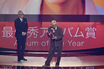 藤井 風『LOVE ALL SERVE ALL』、「MUSIC AWARDS JAPAN」の最優秀アルバム賞に
